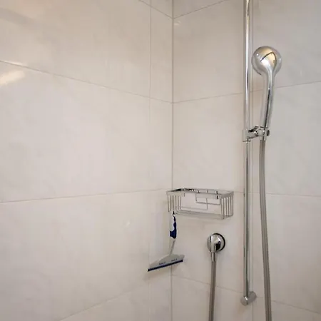 Chesa Quadrella By Interhome